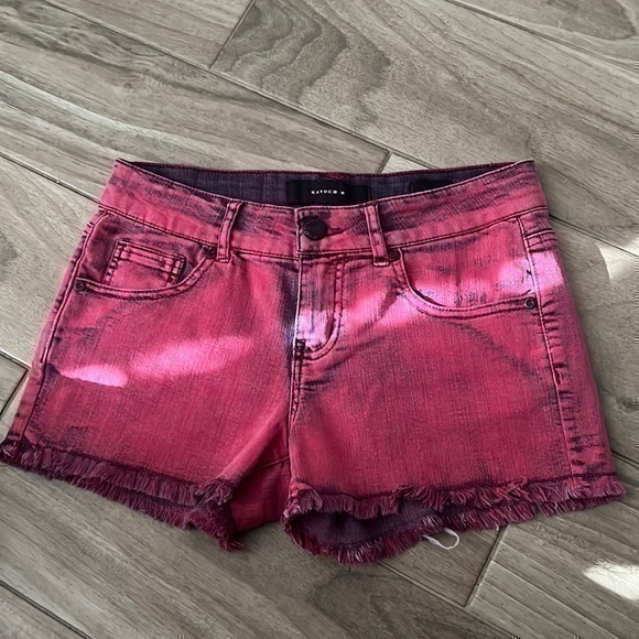 Women short shorts (B1) - Picture 1 of 5